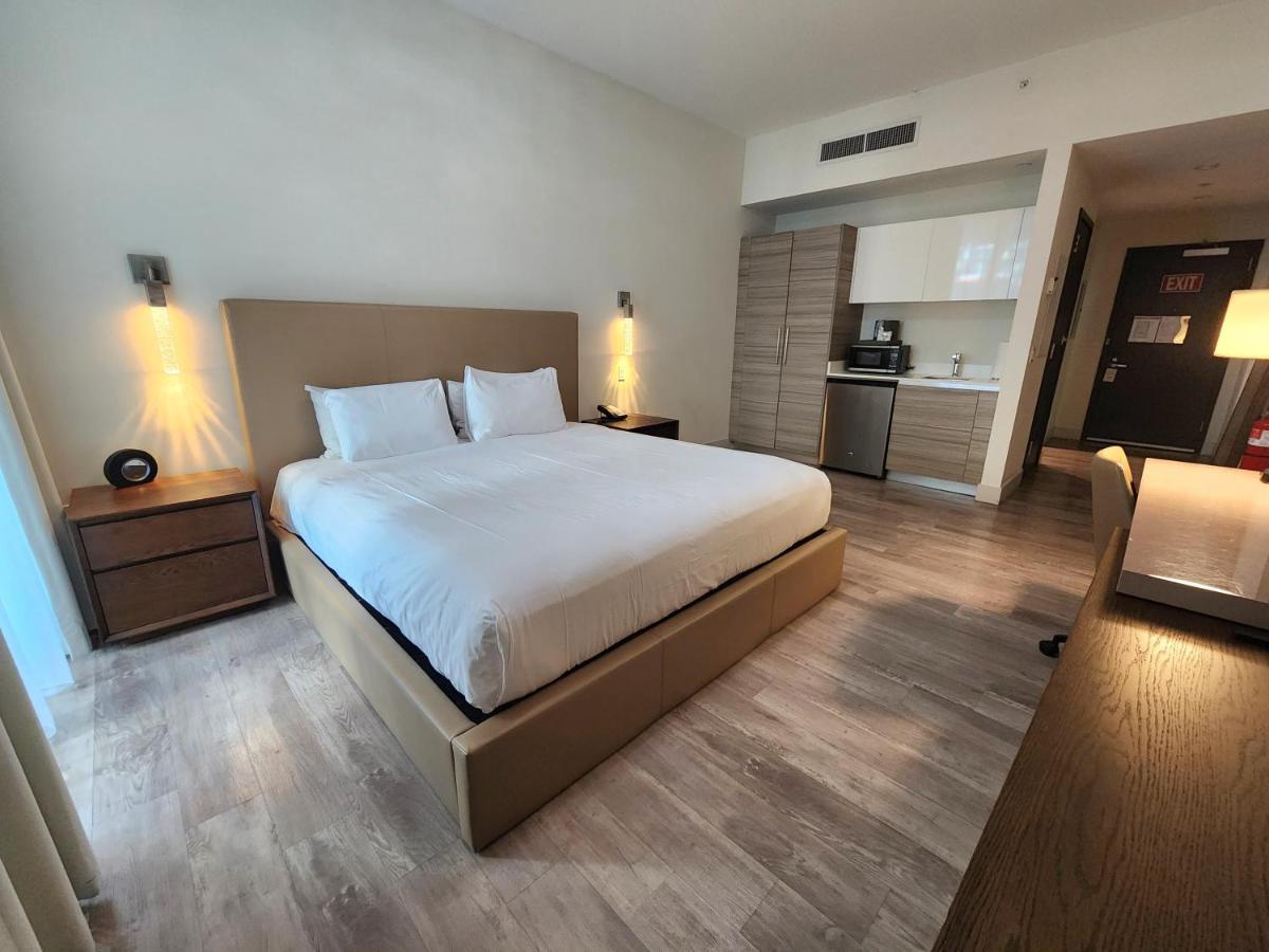 Hollywood Studios Condo Costa Екстер'єр фото